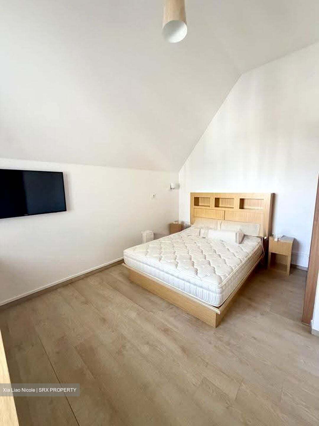 Grosvenor View (D14), Condominium #610310381